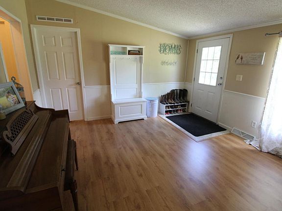 5th image of 14930 Shaner Ave NE