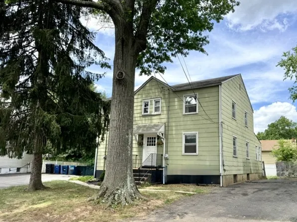671 Crescent Dr, Bound Brook Boro, NJ 08805