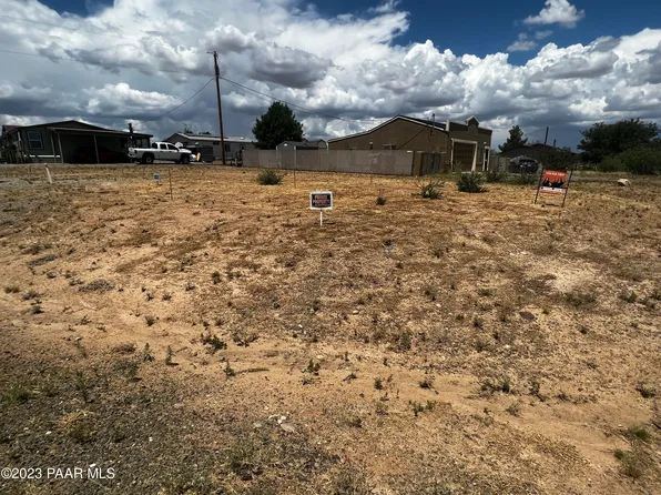20374 E Cedar Canyon Dr, Mayer, AZ 86333