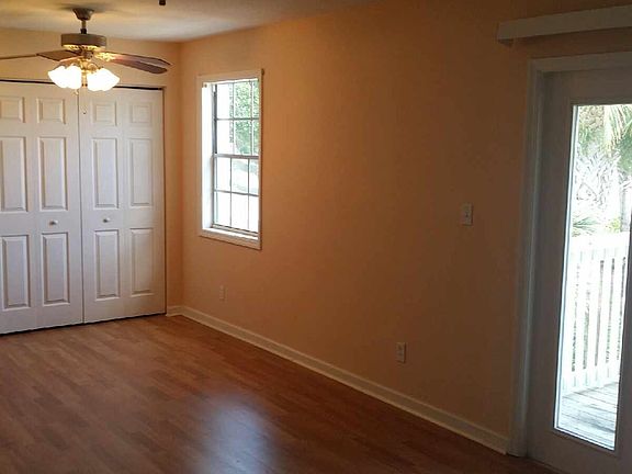 2nd image of 102 Pompano Dr SE #2nd