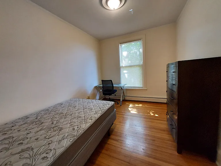 307 Stewart Ave #5 — Photo 9
