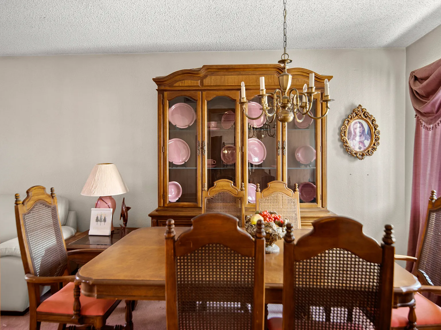 3 bed, 2.5 bath, 1784 sqft, $1,700 — Photo 2