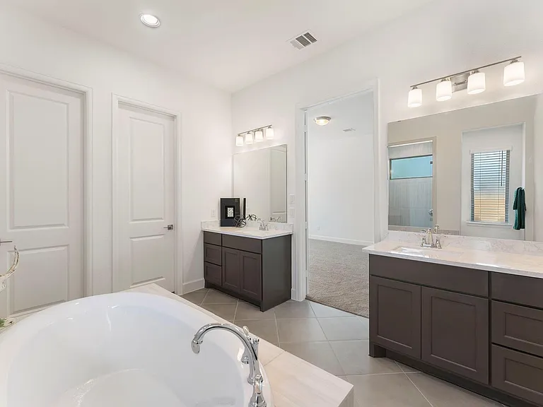 26545 Pioneer Pointe Ct — Photo 18