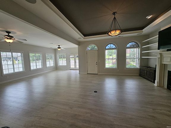 3rd image of 8018 Wolf Creek Ct