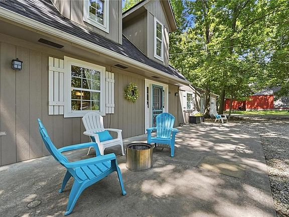 2nd image of 173 Fascination Ln