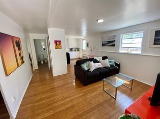 2102 6th St #2, Santa Monica, CA 90405