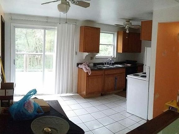 2nd image of 1434 Balsam Dr