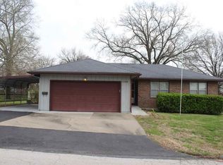 1108 S Main St, Clinton, MO 64735