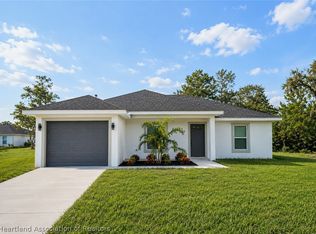 470 Flamingo Rd NE, Lake Placid, FL 33852
