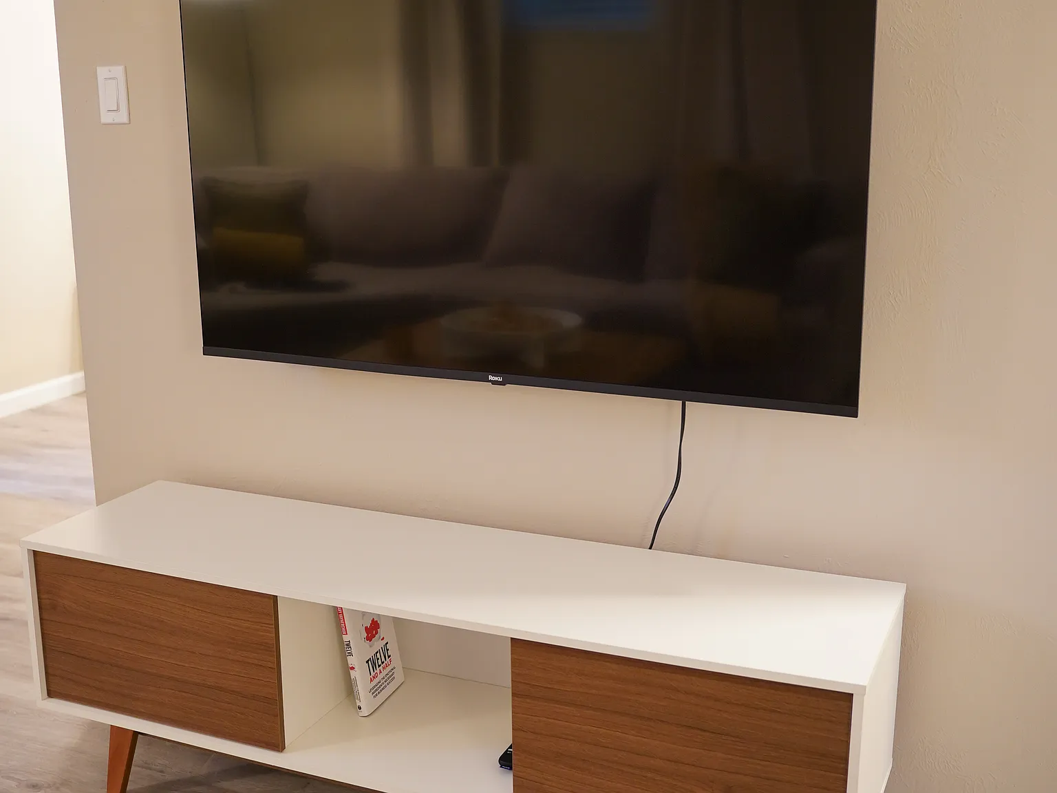 1 bed, 750 sqft, $3,000 — Photo 3