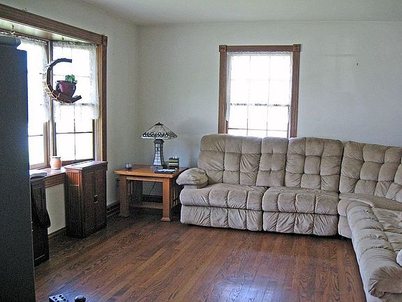Living Room 3