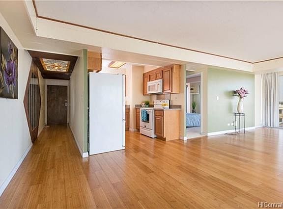 3rd image of 419 Atkinson Dr APT 807