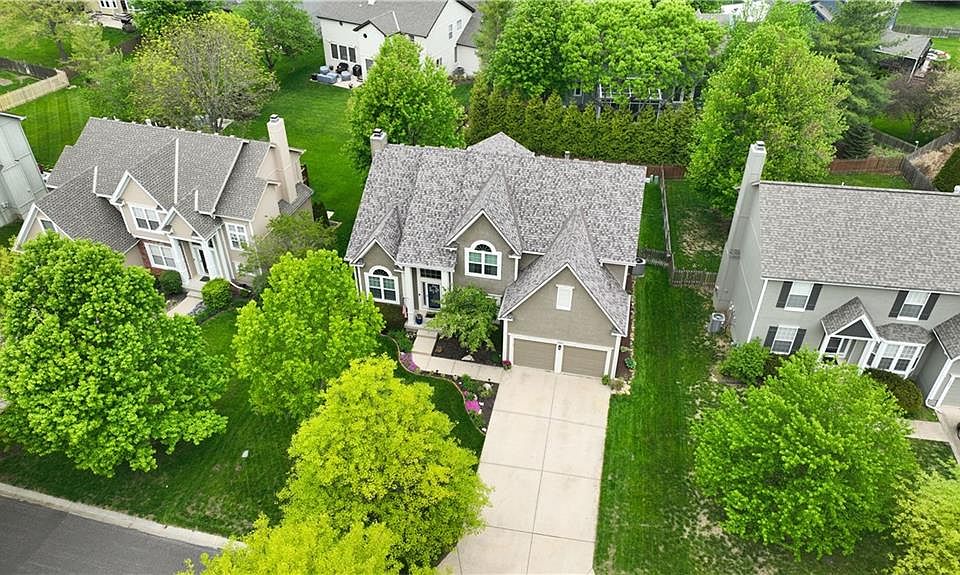 4904 W 157th St, Overland Park, KS 66224 | Zillow