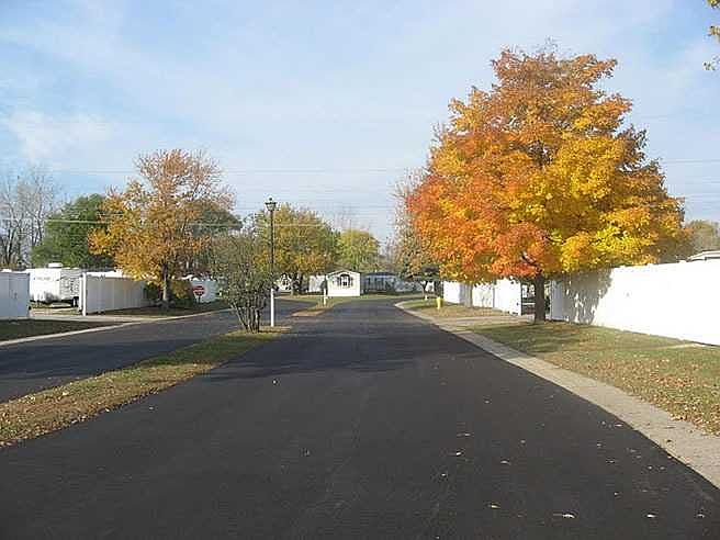 2nd image of 7161 Houndstooth Ave SW