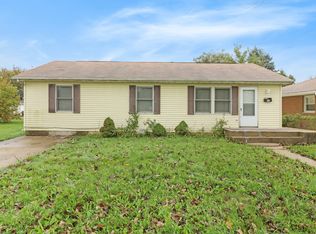 1241 Glenn Dr, North Chicago, IL 60064