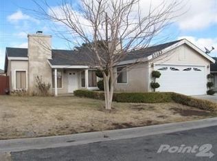 14226 Rosewood Dr, Hesperia, CA 92344