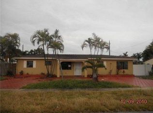 8710 SW 42nd Ter, Miami, FL 33165