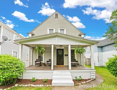 824 Crescent St NE, Grand Rapids, MI, 49503