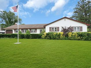 77 Oneida Ave, South Setauket, NY 11720