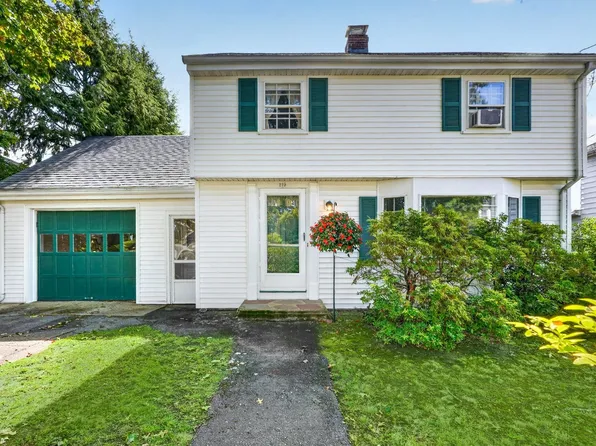 219 Laurel St, Melrose, MA 02176