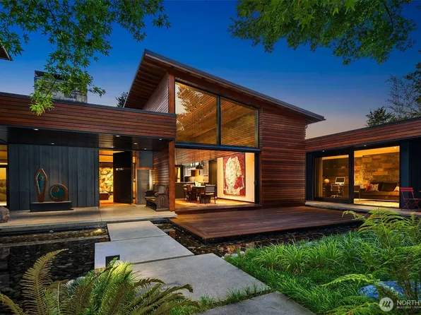 1436 92nd Avenue NE, Clyde Hill, WA 98004