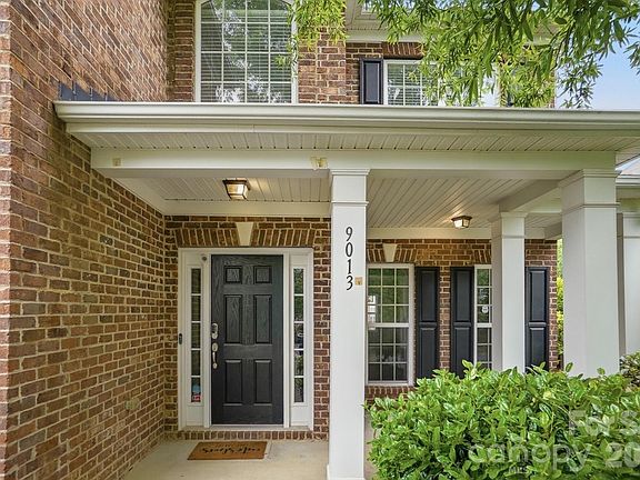 3rd image of 9013 Gailes Dr