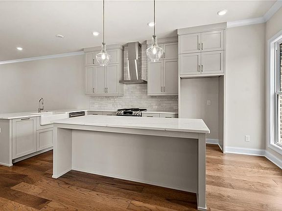 6th image of this home