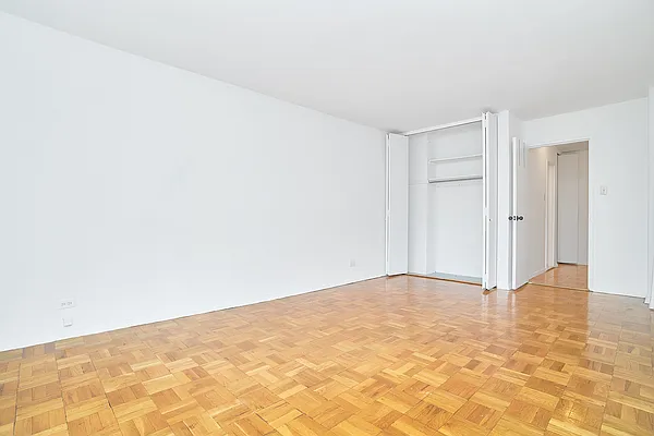 Rented by Living New York | media 4