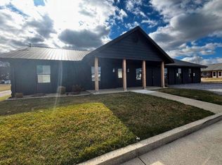 1510 W Delaware St, Fairfield, IL