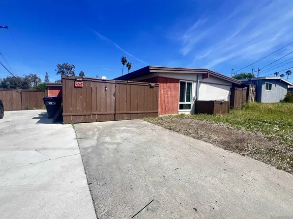9267 Fairlawn St, Santee, CA 92071