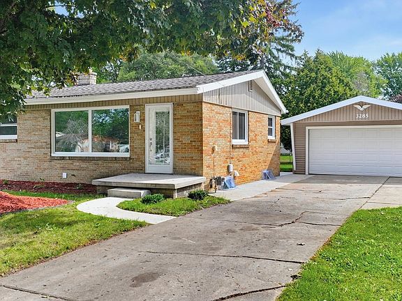 2nd image of 3285 Bertha Dr