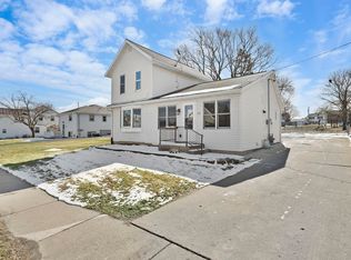 111 W Main St, Dane, WI 53529