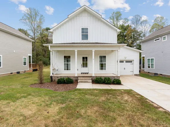 7 Sycamore Rdg W, Burns, TN 37029