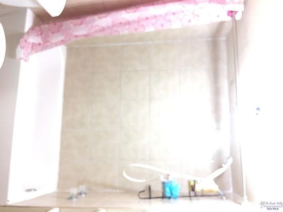 5th image of 313 Manzano St