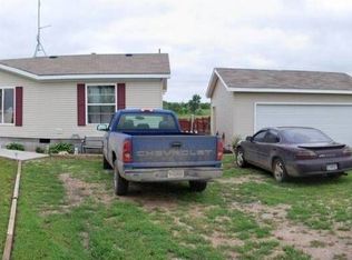 9310 Lindsay Rd, Kearney, NE 68845