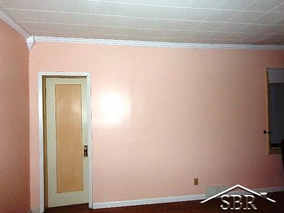 3rd image of 409 S Charles St