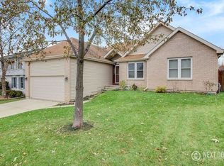 1925 Connie Dr, Crest Hill, IL 60403