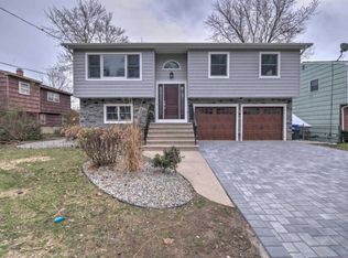 9 Lenape Trl, Brick, NJ 08724