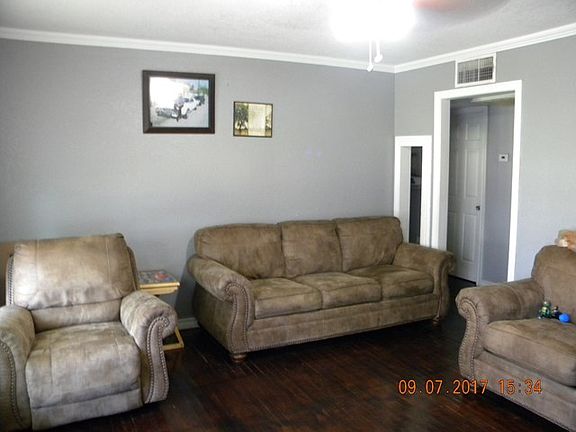 2nd image of 3125 Guadalupe St