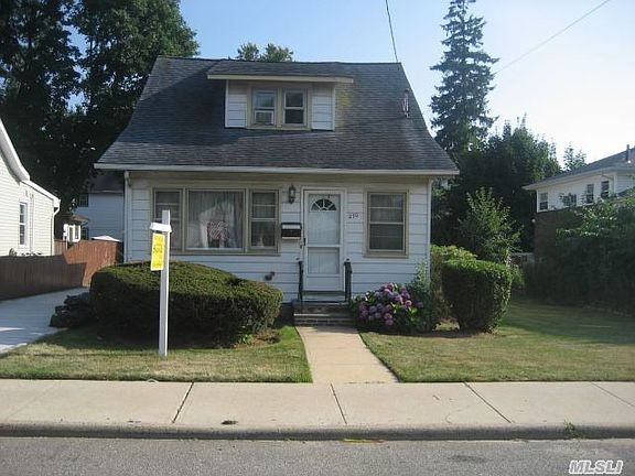 2nd image of 270 Eagle Ave