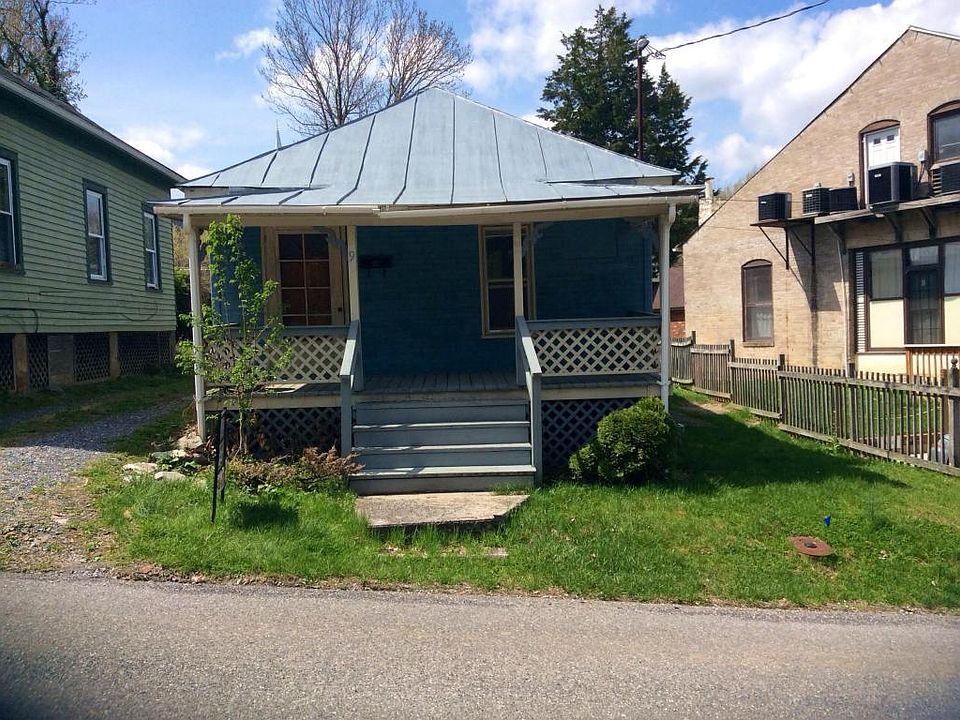 1st image of 9 Massie St