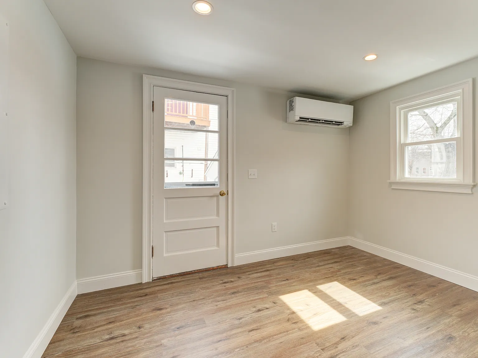 2 bed, $2,495 — Photo 2