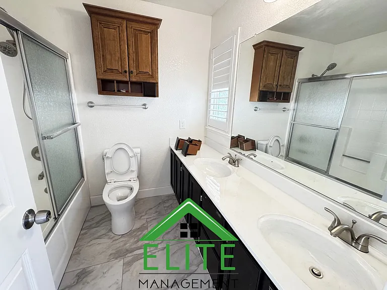 7209 Sutherland Way — Photo 8