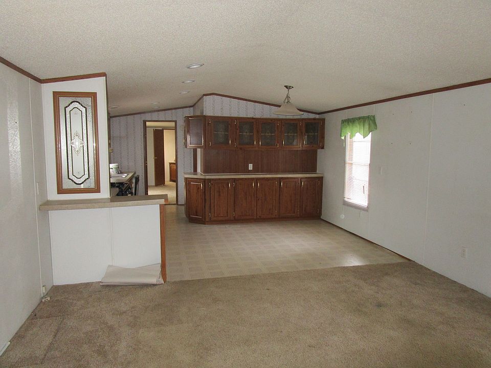 1st image of 179 Delaware Cir