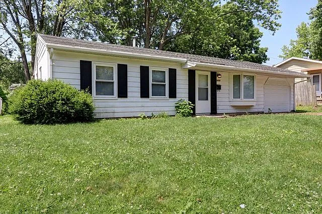 1615 Ivanhoe Way photo 1