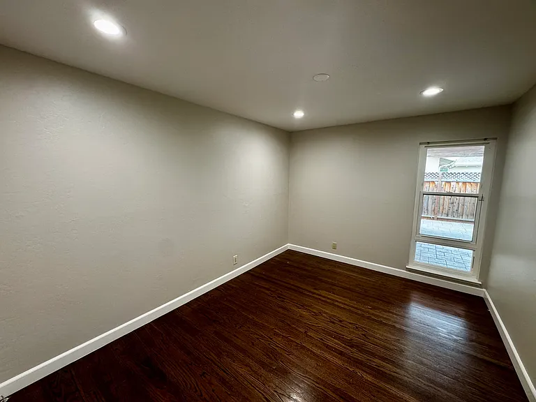 1405 Antonio Ln — Photo 7