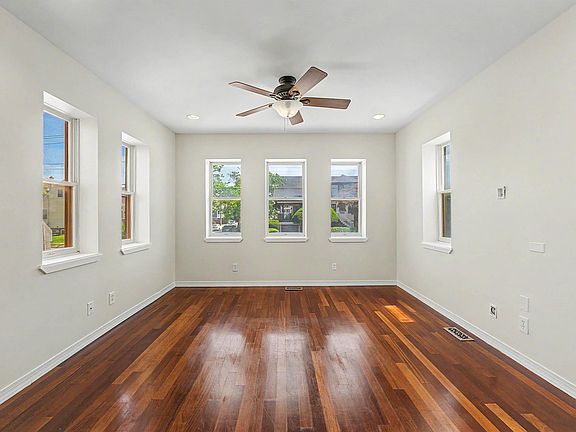 5th image of 6211 Ventnor Ave APT 100