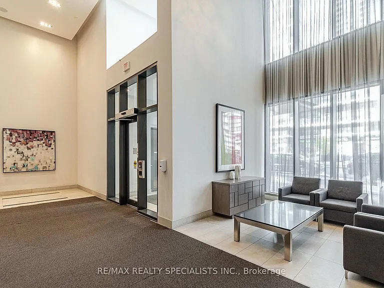 510 Curran Pl #3502 — Photo 4