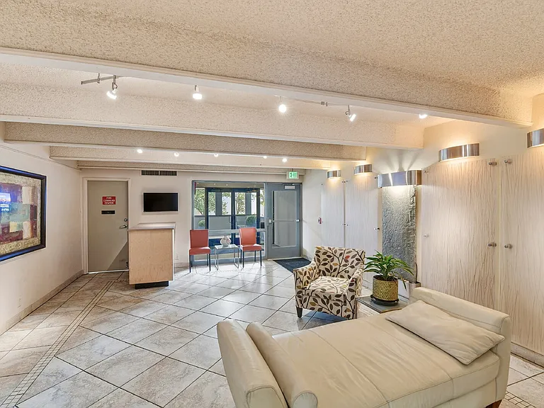 777 N Washington St #904 — Photo 3