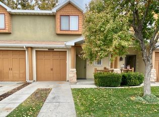 6716 S Pines Point Way, West Jordan, UT 84084